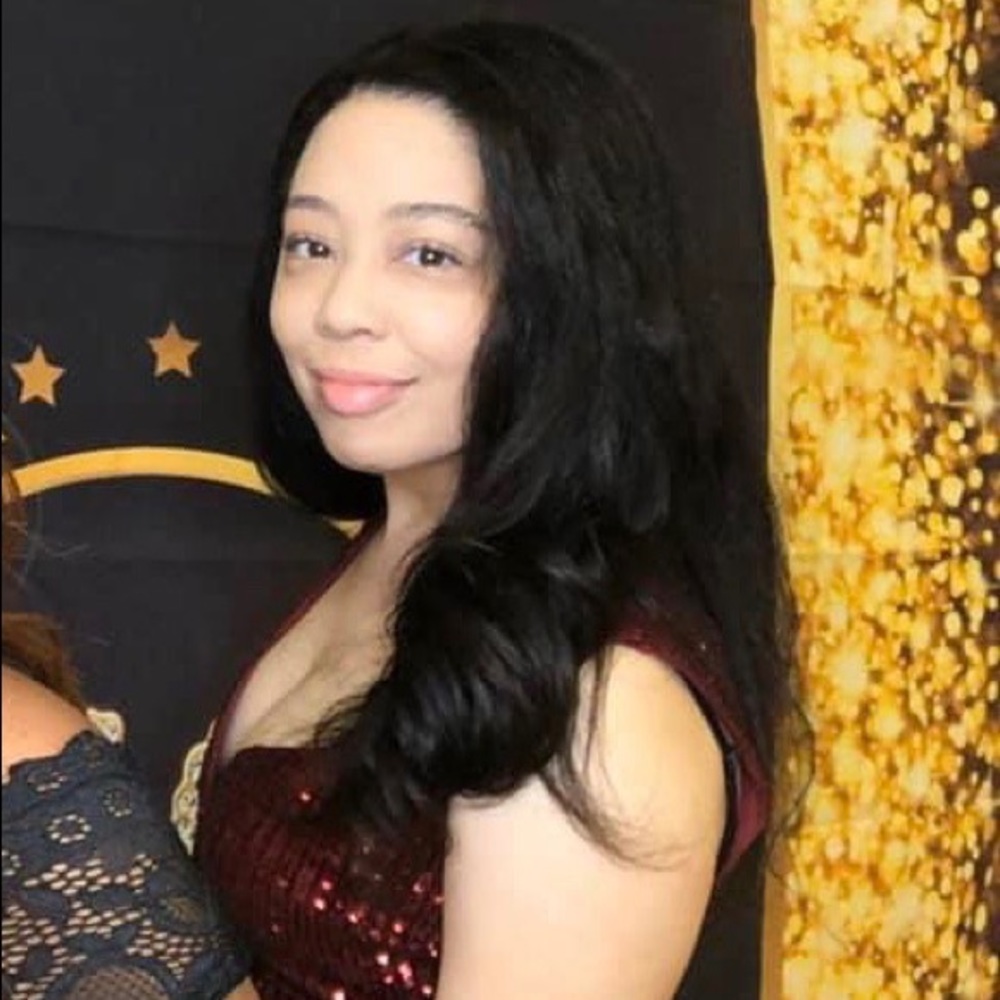 Meet Your Posher, Ashlee! - Picture 8 of 8